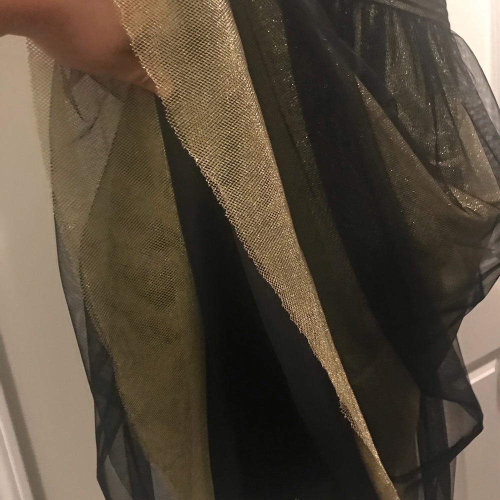 Beautiful BCBG Cocktail Dress - Brand New - Picture 6 of 8